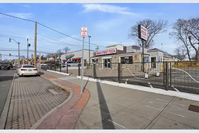 4050 Main Street, Bridgeport, CT 06606 - Photo 4