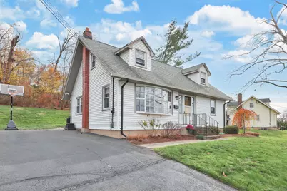 6 Holly Lane, Wallingford, CT 06492 - Photo 4