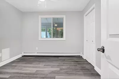 84 Connecticut Avenue, Newington, CT 06111 - Photo 26