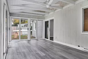 84 Connecticut Ave, Newington, CT 06111 - Photo 16