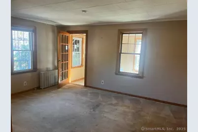 15 Dickerman Avenue, Windsor Locks, CT 06096 - Photo 8