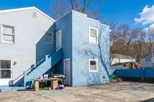 278 Wall St, Waterbury, CT 06704 - Photo 2