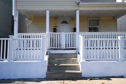 277 Helen Street, Bridgeport, CT 06608 - Photo 4