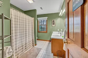 6 Lyndenwood Dr, Brookfield, CT 06804 - Photo 24