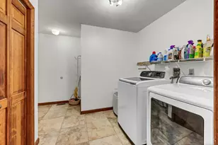 6 Lyndenwood Dr, Brookfield, CT 06804 - Photo 28