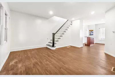 236 Wood Street, Waterbury, CT 06704 - Photo 4