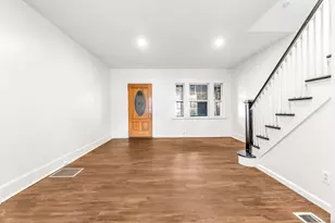 236 Wood St, Waterbury, CT 06704 - Photo 6