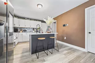 3 Herkimer St, Waterbury, CT 06710 - Photo 6