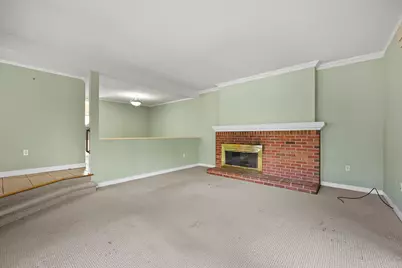 27 Farmington Chase Crescent, Farmington, CT 06032 - Photo 6