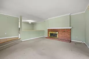 27 Farmington Chase Crescent, Farmington, CT 06032 - Photo 6