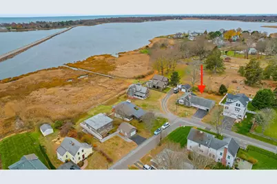 21 Fenwick Street, Old Saybrook, CT 06475 - Photo 4