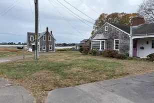 21 Fenwick St, Old Saybrook, CT 06475 - Photo 8