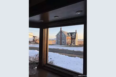 21 Fenwick Street, Old Saybrook, CT 06475 - Photo 16