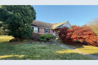 144 General Patton Drive, Naugatuck, CT 06770 - Photo 2