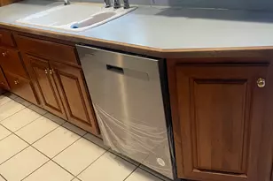 29 Privilege Rd, Bloomfield, CT 06002 - Photo 8