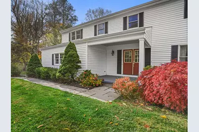 52 Langstroth Drive, Ridgefield, CT 06877 - Photo 2