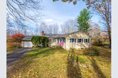 34 Highview Drive, Ridgefield, CT 06877 - Photo 2