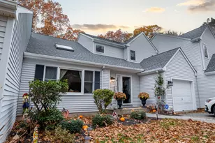 5 Windy Ridge Pl, Waterford, CT 06385 - Photo 2