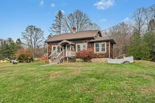 338 Quaker Farms Rd, Oxford, CT 06478 - Photo 2