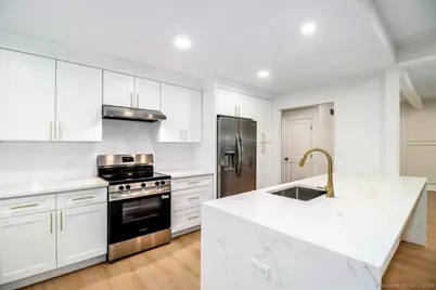 929 Heritage Village #B, Southbury, CT 06488 - Photo 2