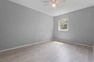 75 Saltonstall Pkwy, East Haven, CT 06512 - Photo 10