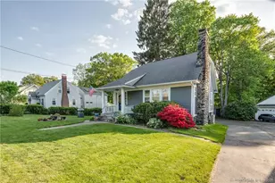 32 Yale Ave, Middlebury, CT 06762 - Photo 18