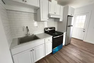 4 Orchard St, Danbury, CT 06810 - Photo 2