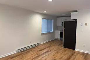 143 Columbus Pl, Stamford, CT 06907 - Photo 6