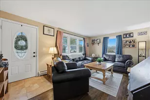 13 Plaza St, Brooklyn, CT 06234 - Photo 2