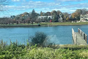 896 Quinnipiac Ave, New Haven, CT 06513 - Photo 1