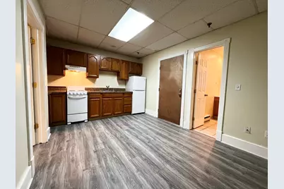 696 Main Street #B3, Middletown, CT 06457 - Photo 2