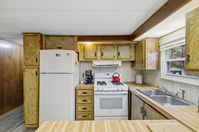 28 Golden Spur, Stonington, CT 06378 - Photo 10