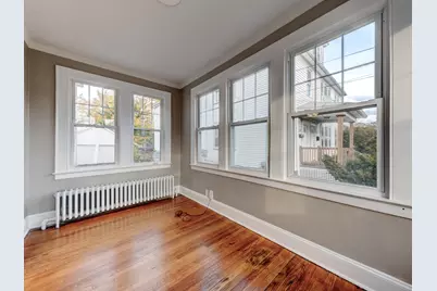 102 Thomaston Street, Hartford, CT 06112 - Photo 6