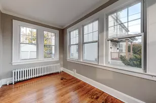 102 Thomaston St, Hartford, CT 06112 - Photo 6