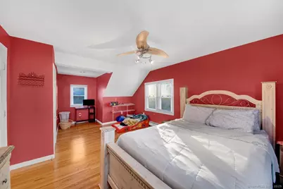 65 Clearview Drive, Bridgeport, CT 06606 - Photo 8