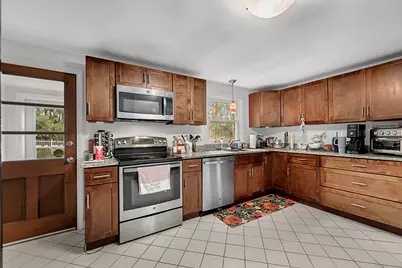 47 Flagg Road, West Hartford, CT 06117 - Photo 4