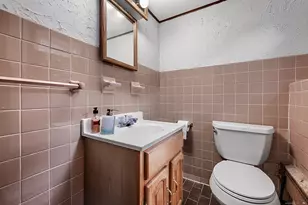 47 Flagg Rd, West Hartford, CT 06117 - Photo 20