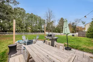 47 Flagg Rd, West Hartford, CT 06117 - Photo 22