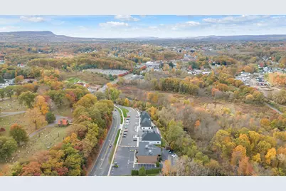 72 Queen Street #B, Southington, CT 06489 - Photo 38