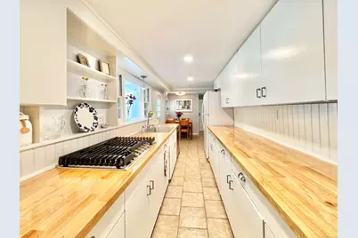 301 Haviland Road, Stamford, CT 06903 - Photo 8