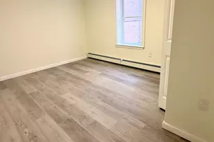 642 Park St, Hartford, CT 06106 - Photo 14