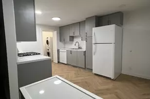 7 Longview Ct, Norwalk, CT 06851 - Photo 2