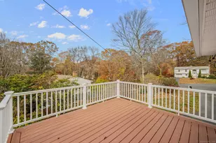 25 Marion Dr, East Lyme, CT 06333 - Photo 10