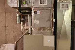 113 Island View Terrace, Branford, CT 06405 - Photo 16