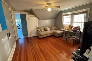 87 Manhattan Ave, Bridgeport, CT 06606 - Photo 2