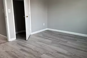 468 Colorado Ave, Bridgeport, CT 06605 - Photo 12