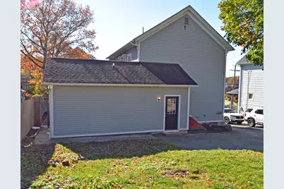 385 Broad Street, New London, CT 06320 - Photo 26
