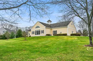 350 Maple Oak Dr, Stratford, CT 06614 - Photo 38