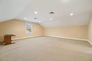 350 Maple Oak Dr, Stratford, CT 06614 - Photo 28