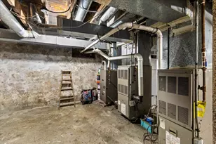 205 Smith St, Bridgeport, CT 06607 - Photo 26